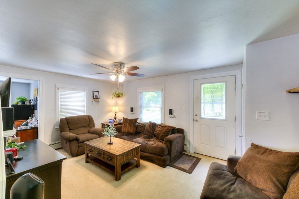 10 Ridgewood Road Worcester, MA 01606 - Photo 6 of 38