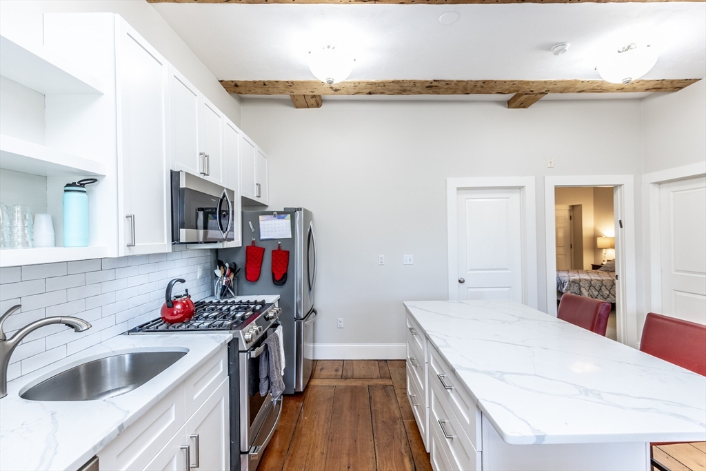8 Union Street, Unit 1 Salem, MA 01970 - Photo 22 of 35