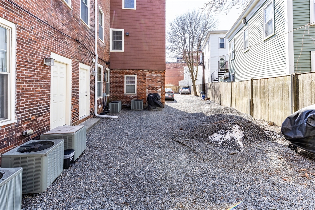 8 Union Street, Unit 1 Salem, MA 01970 - Photo 34 of 35