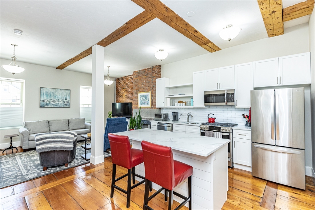 8 Union Street, Unit 1 Salem, MA 01970 - Photo 4 of 35