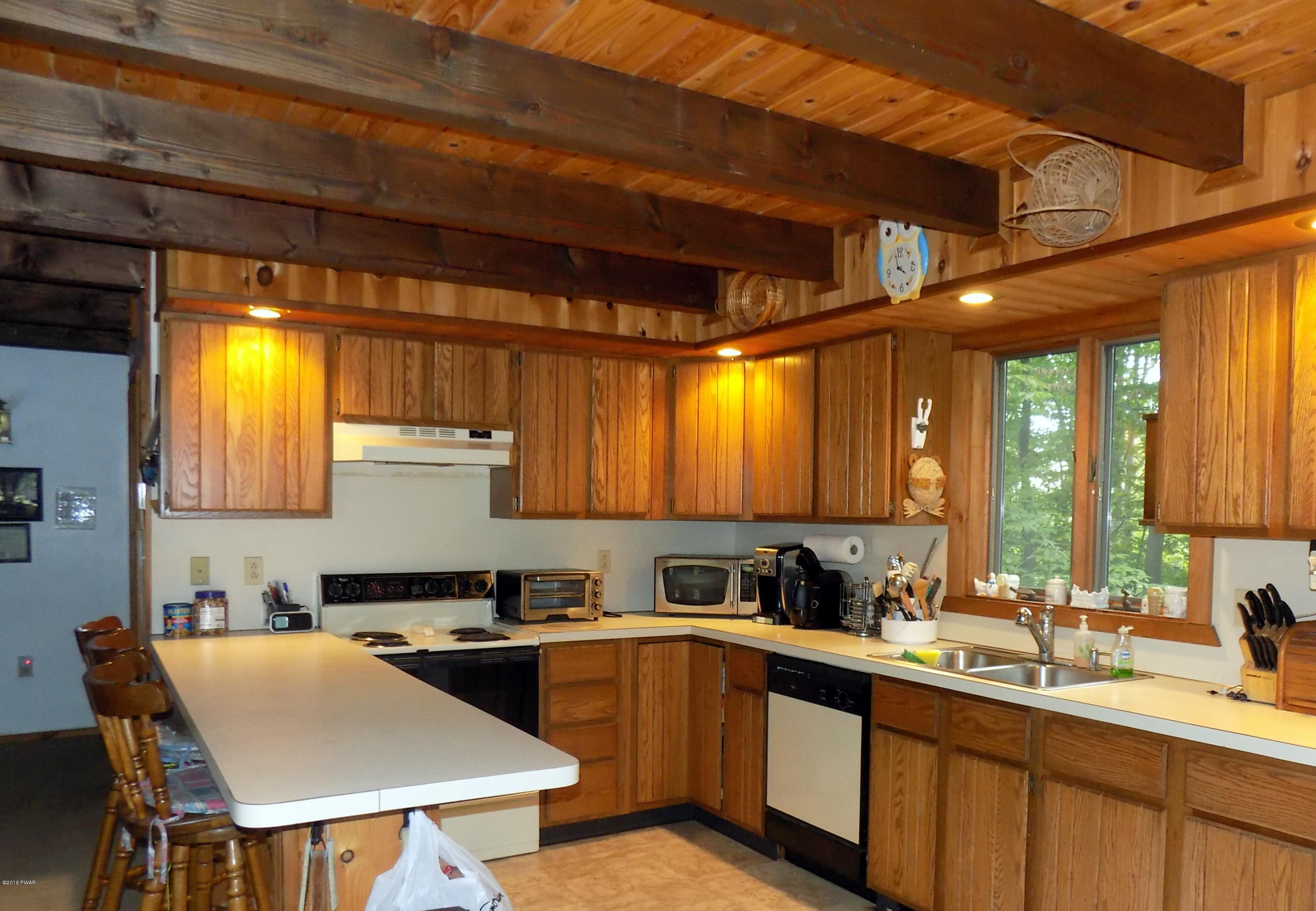 1131 Mustang Road Lake Ariel, PA 18436 - Photo 14 of 48
