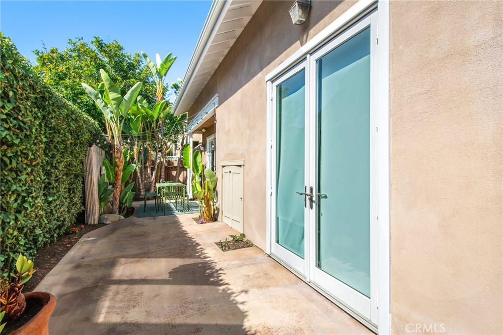 225 16th Place Costa Mesa, CA 92627 - Photo 14 of 43 a view of a house with a backyard