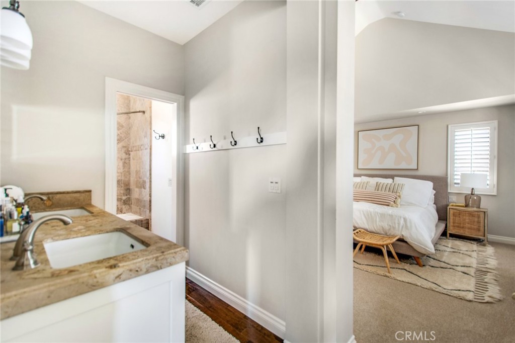 225 16th Place Costa Mesa, CA 92627 - Photo 19 of 43