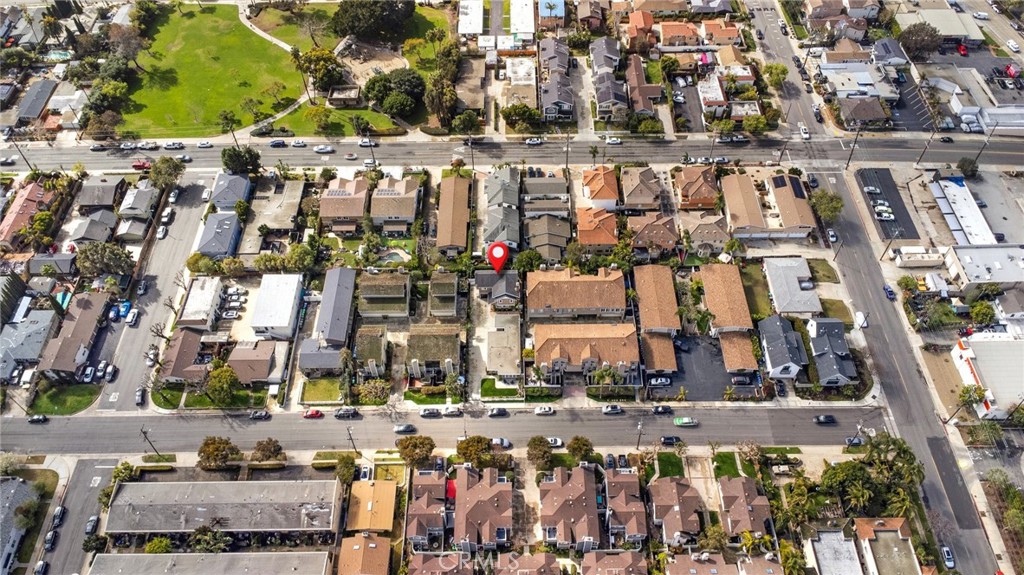 225 16th Place Costa Mesa, CA 92627 - Photo 36 of 43