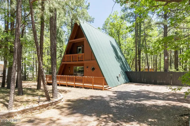 a view of a outdoor space