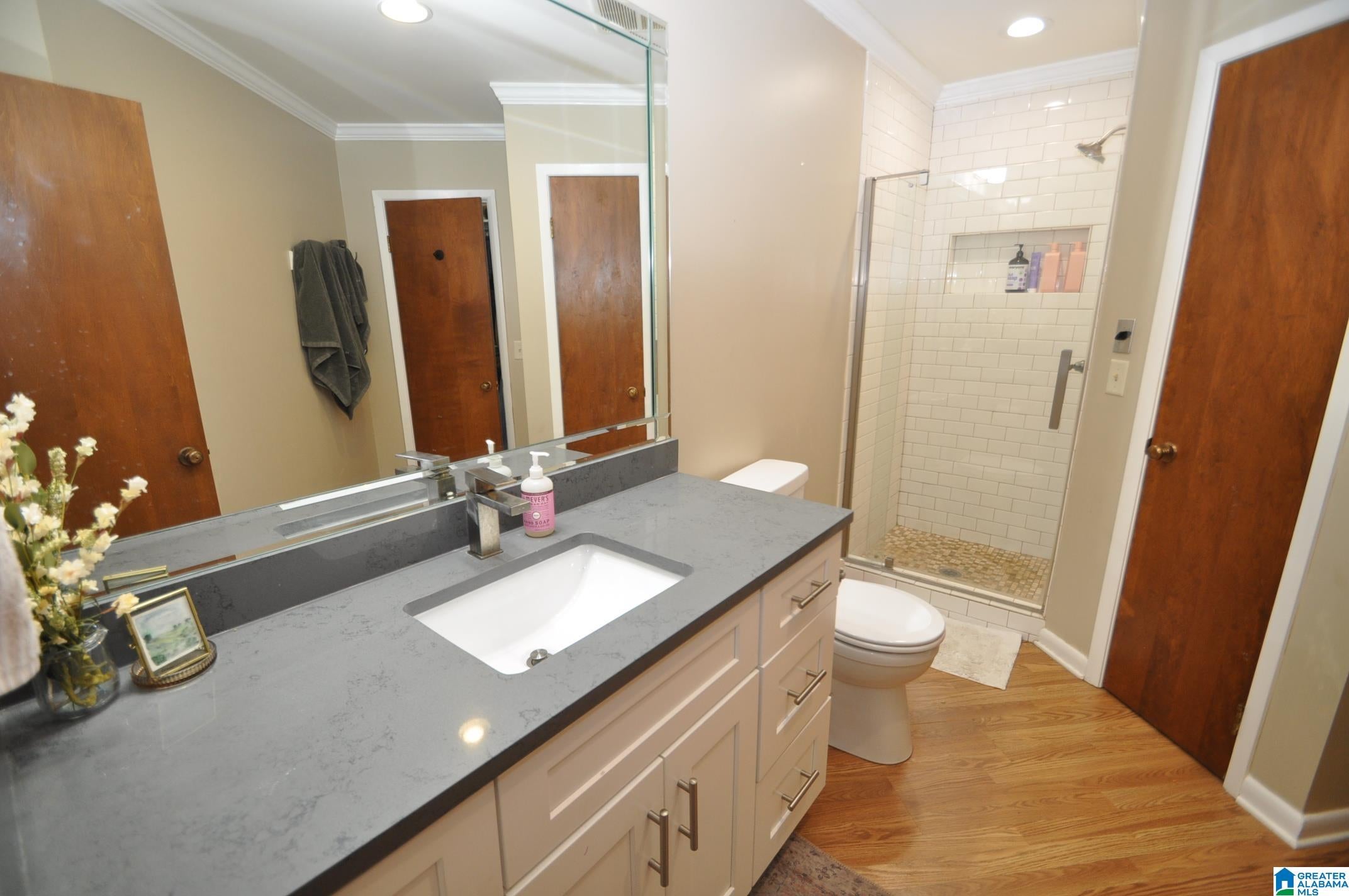 3902 South Shades Crest Road Hoover, AL 35244 - Photo 19 of 40 Gallery Image 19