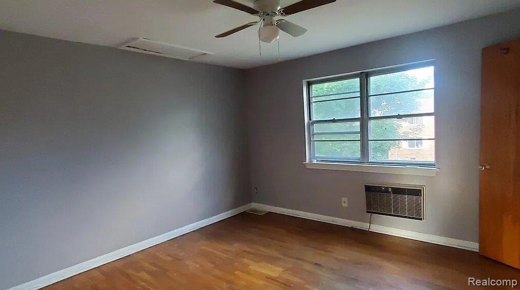 316 Sheffield Avenue Flint, MI 48503 - Photo 5 of 19