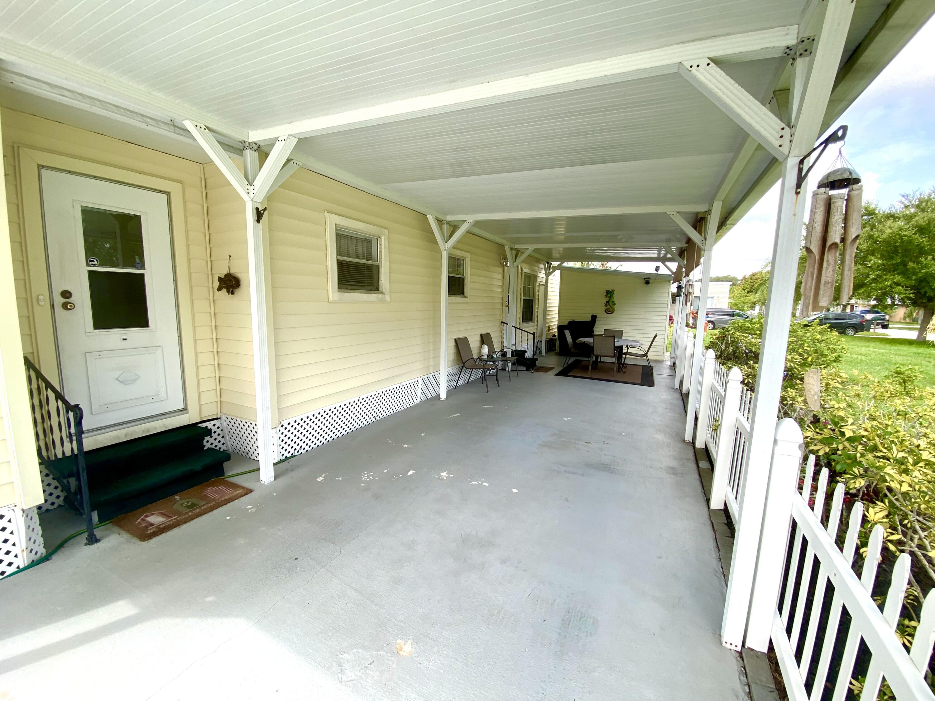 272 Camino Del Rio Port St. Lucie, FL 34952 - Photo 5 of 20 IMG_1454