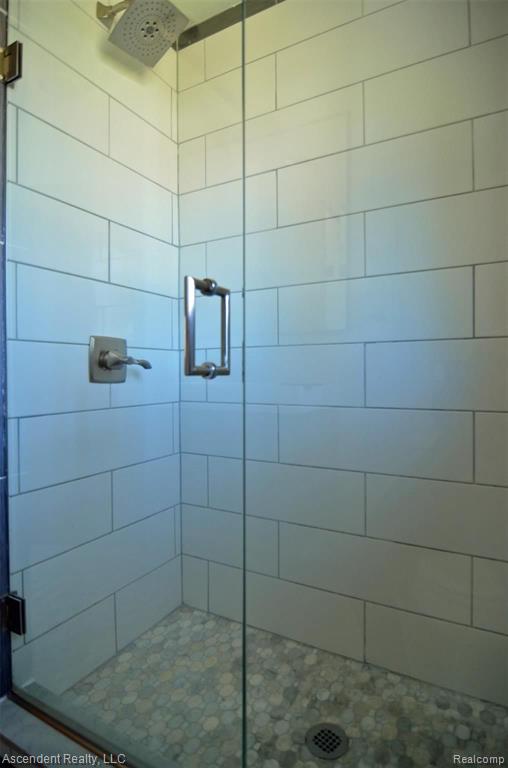111 South Helen Avenue Rochester, MI 48307 - Photo 14 of 28
