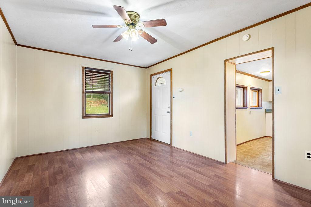 1 North Duke Street Dallastown, PA 17313 - Photo 12 of 31