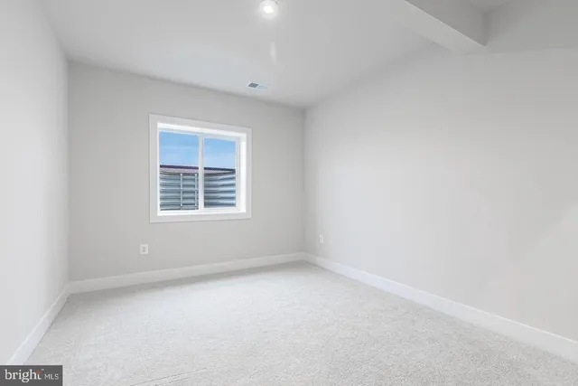 $1,900 | 941 941-basement Warlander Drive Southwest, Leesburg, VA 20175