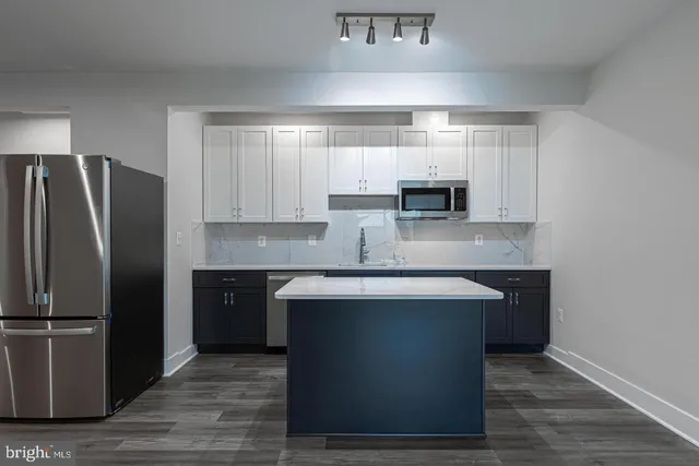 $1,900 | 941 941-basement Warlander Drive Southwest, Leesburg, VA 20175