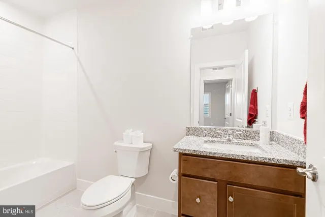 $1,900 | 941 941-basement Warlander Drive Southwest, Leesburg, VA 20175