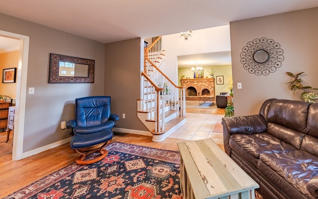 29 Valley Road Lunenburg, MA 01462 - Photo 11 of 41