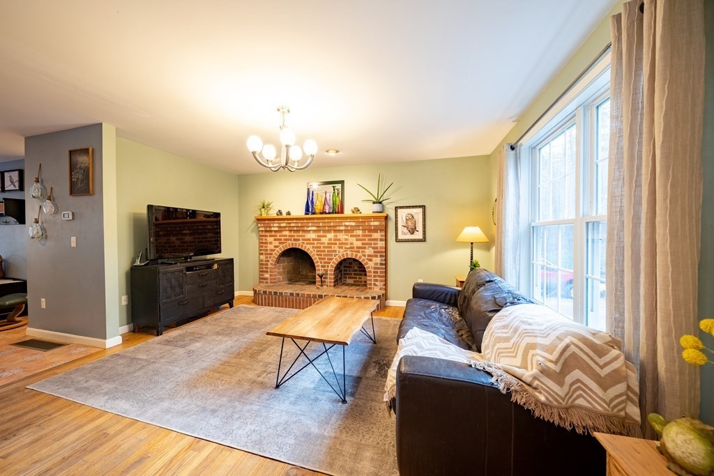 29 Valley Road Lunenburg, MA 01462 - Photo 13 of 41