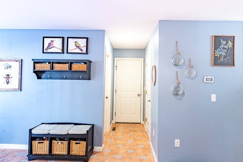 29 Valley Road Lunenburg, MA 01462 - Photo 22 of 41