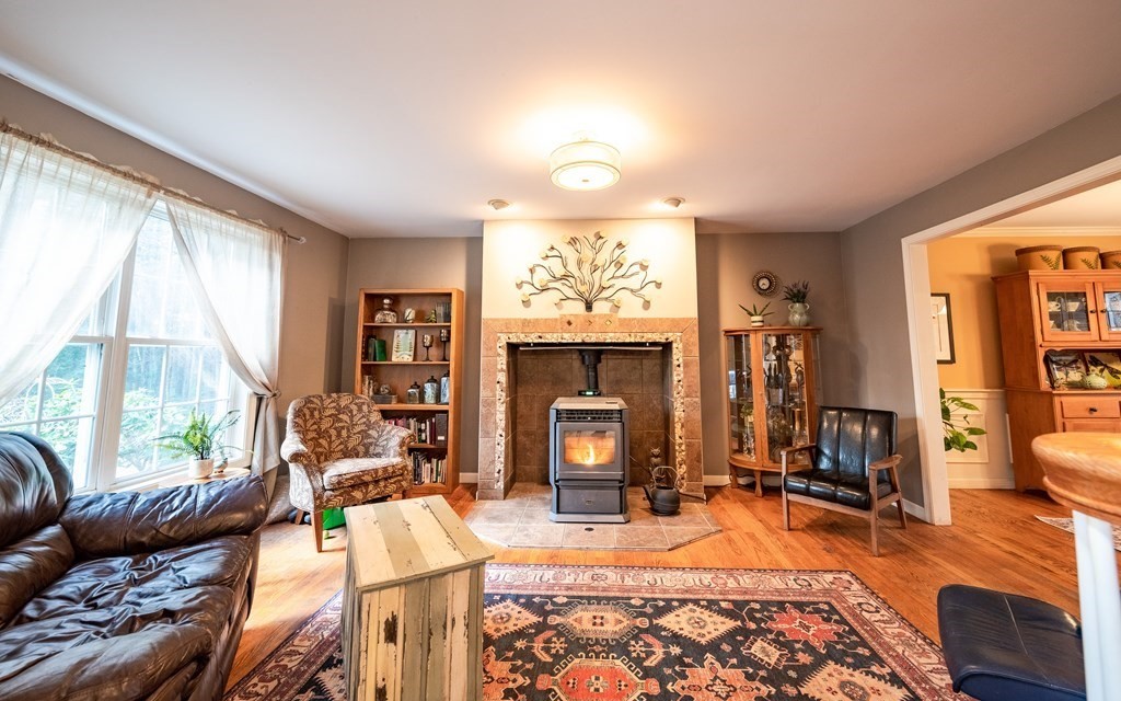 29 Valley Road Lunenburg, MA 01462 - Photo 8 of 41