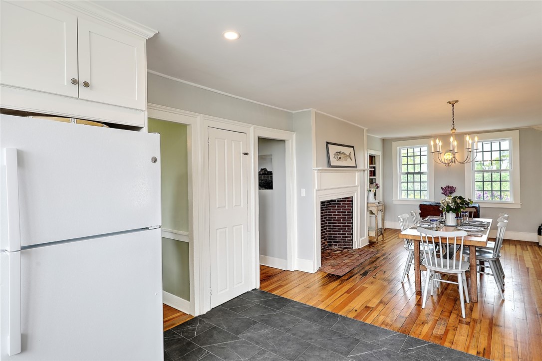 148 Fogland Road Tiverton, RI 02878 - Photo 15 of 35