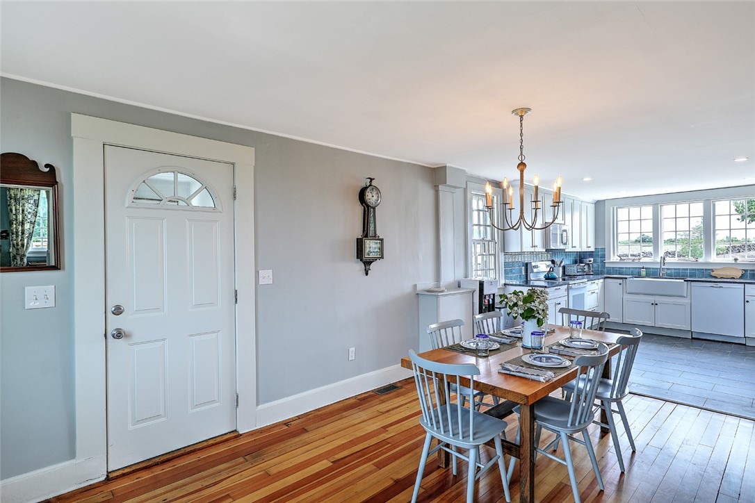 148 Fogland Road Tiverton, RI 02878 - Photo 17 of 35