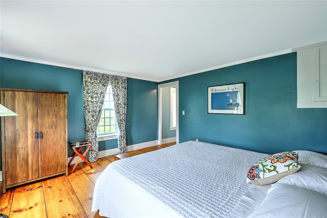 148 Fogland Road Tiverton, RI 02878 - Photo 19 of 35