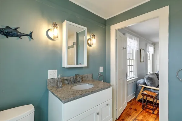 $3,990 | 148 Fogland Road, Tiverton, RI 02878