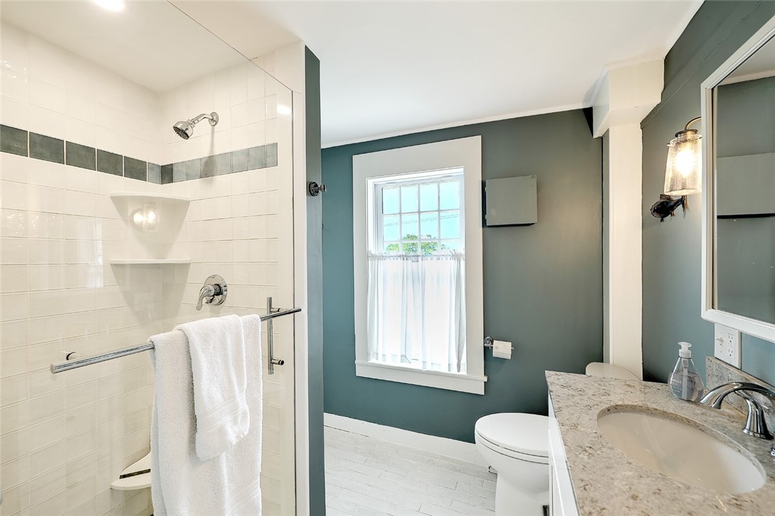 148 Fogland Road Tiverton, RI 02878 - Photo 23 of 35