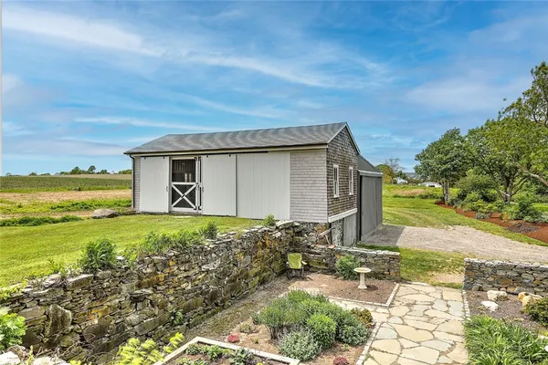 $3,990 | 148 Fogland Road, Tiverton, RI 02878