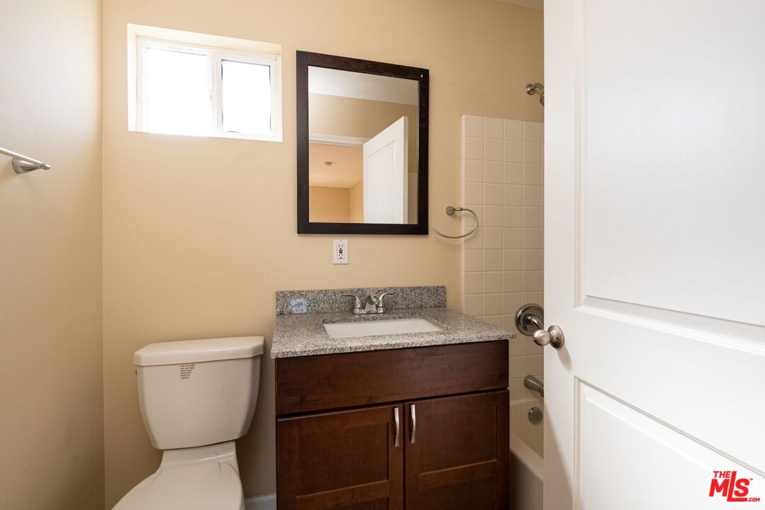 653 Sunset Avenue Venice, CA 90291 - Photo 16 of 16