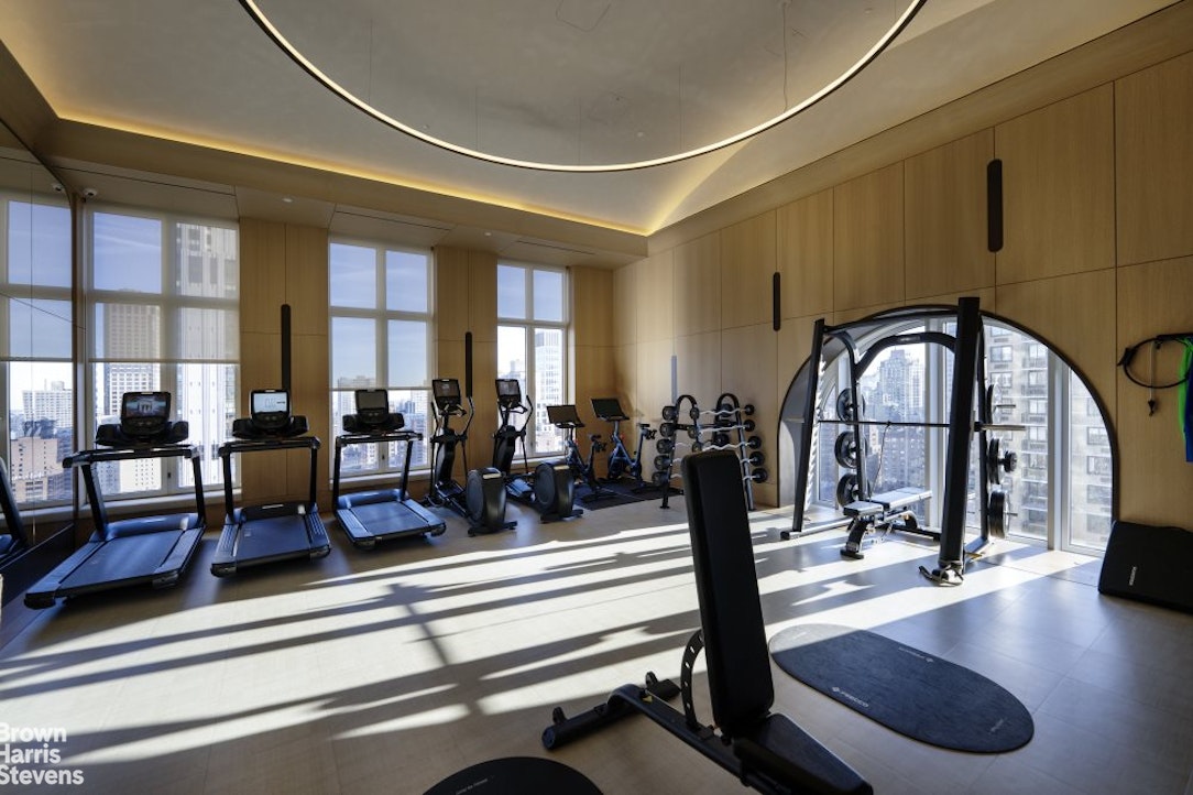 200 East 83rd Street, Unit 30B Manhattan, NY 10028 - Photo 25 of 32