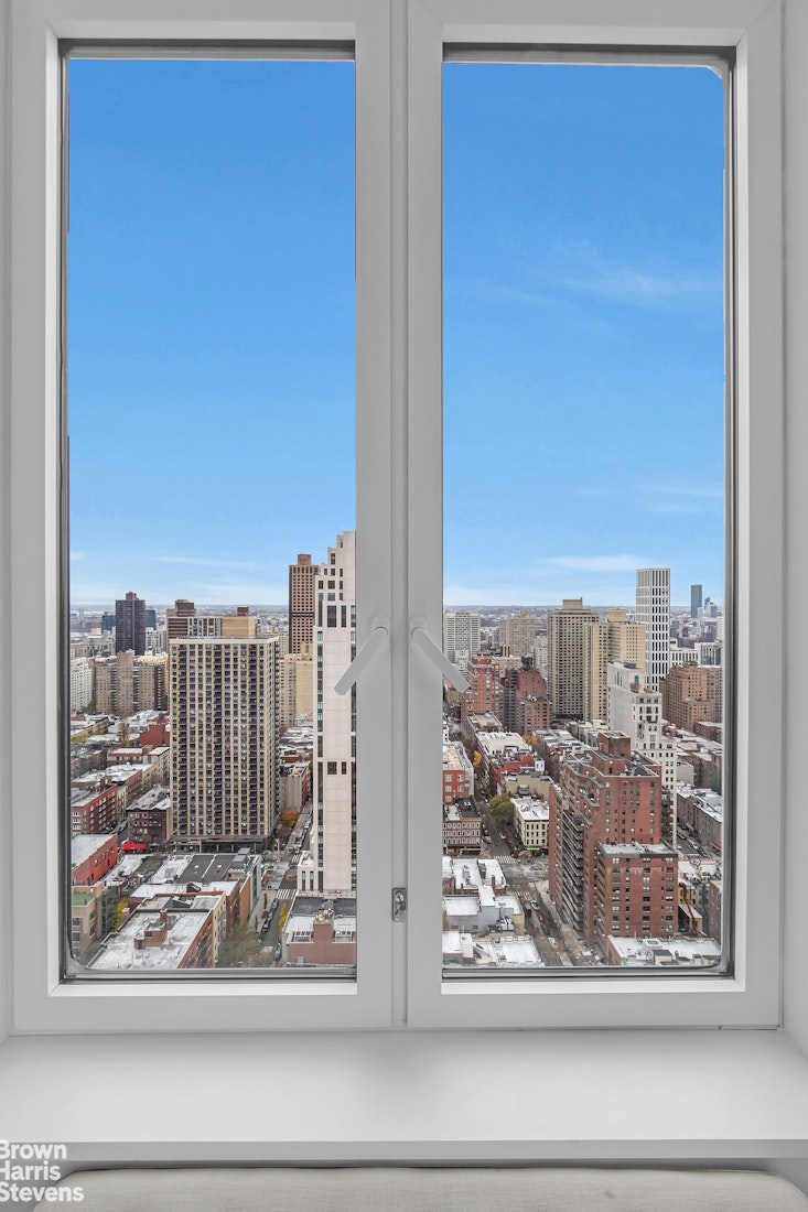 200 East 83rd Street, Unit 30B Manhattan, NY 10028 - Photo 7 of 32