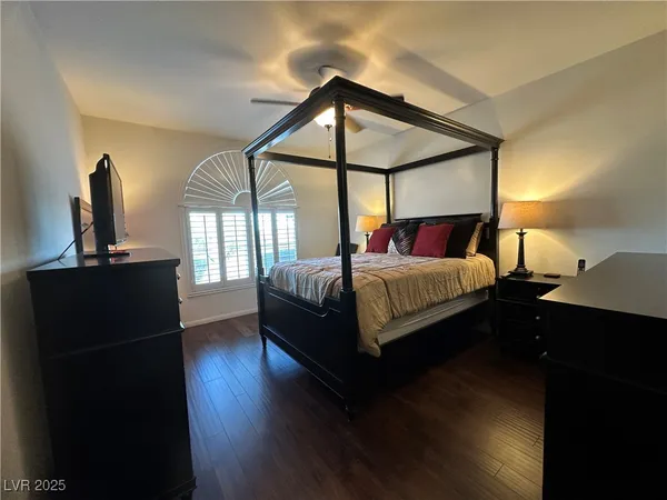 $2,325 | 860 Canterra Street, Unit 1036, Las Vegas, NV 89138
