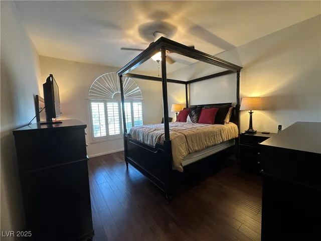 $2,350 | 860 Canterra Street, Unit 1036, Las Vegas, NV 89138