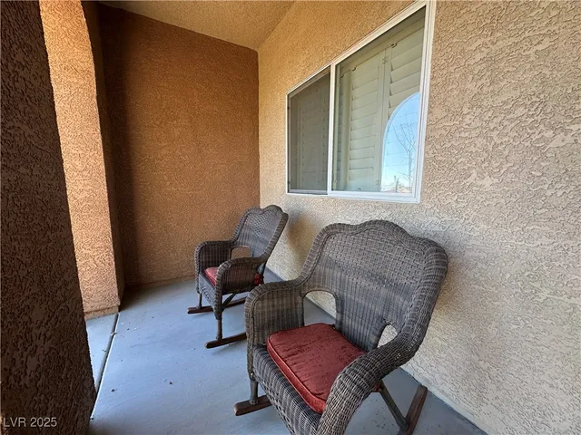 $2,350 | 860 Canterra Street, Unit 1036, Las Vegas, NV 89138