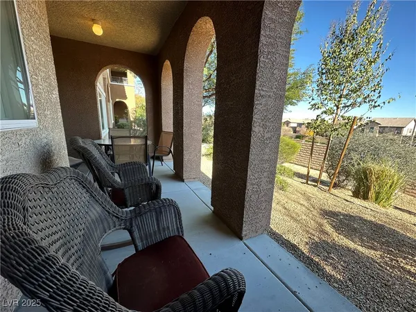 $2,325 | 860 Canterra Street, Unit 1036, Las Vegas, NV 89138