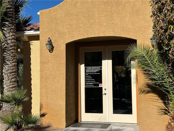 $2,325 | 860 Canterra Street, Unit 1036, Las Vegas, NV 89138