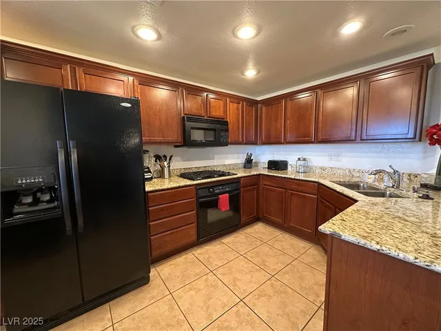 $2,350 | 860 Canterra Street, Unit 1036, Las Vegas, NV 89138