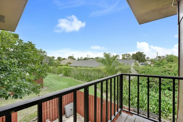 $320,000 | 2828 Kirk Road, Lake Worth, FL 33461