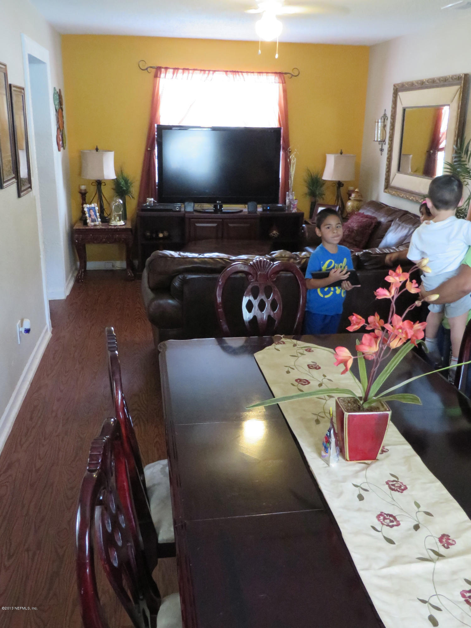3355 Sheridan Road Jacksonville, FL 32207 - Photo 3 of 12 IMG_0140