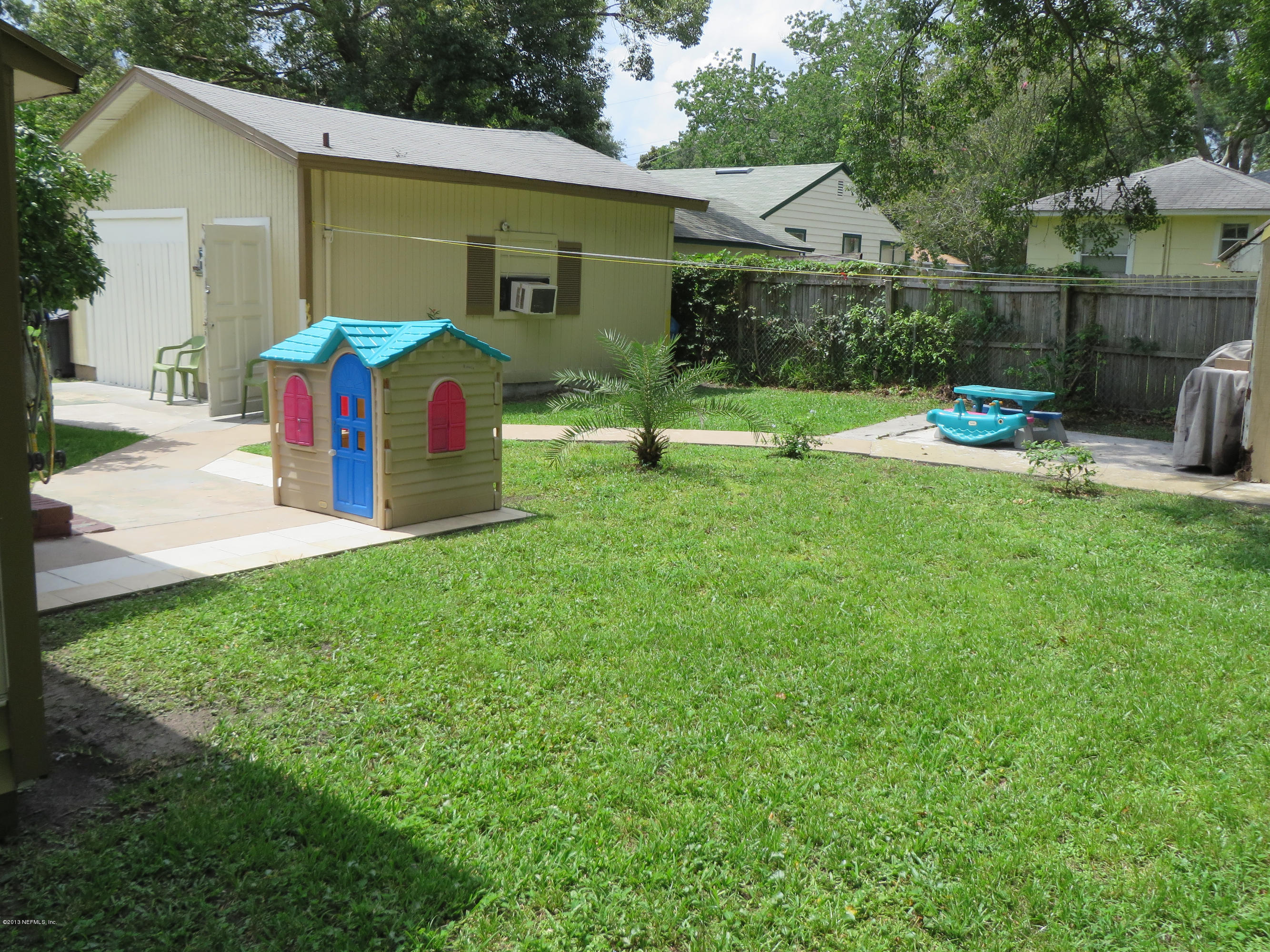 3355 Sheridan Road Jacksonville, FL 32207 - Photo 4 of 12 IMG_0141