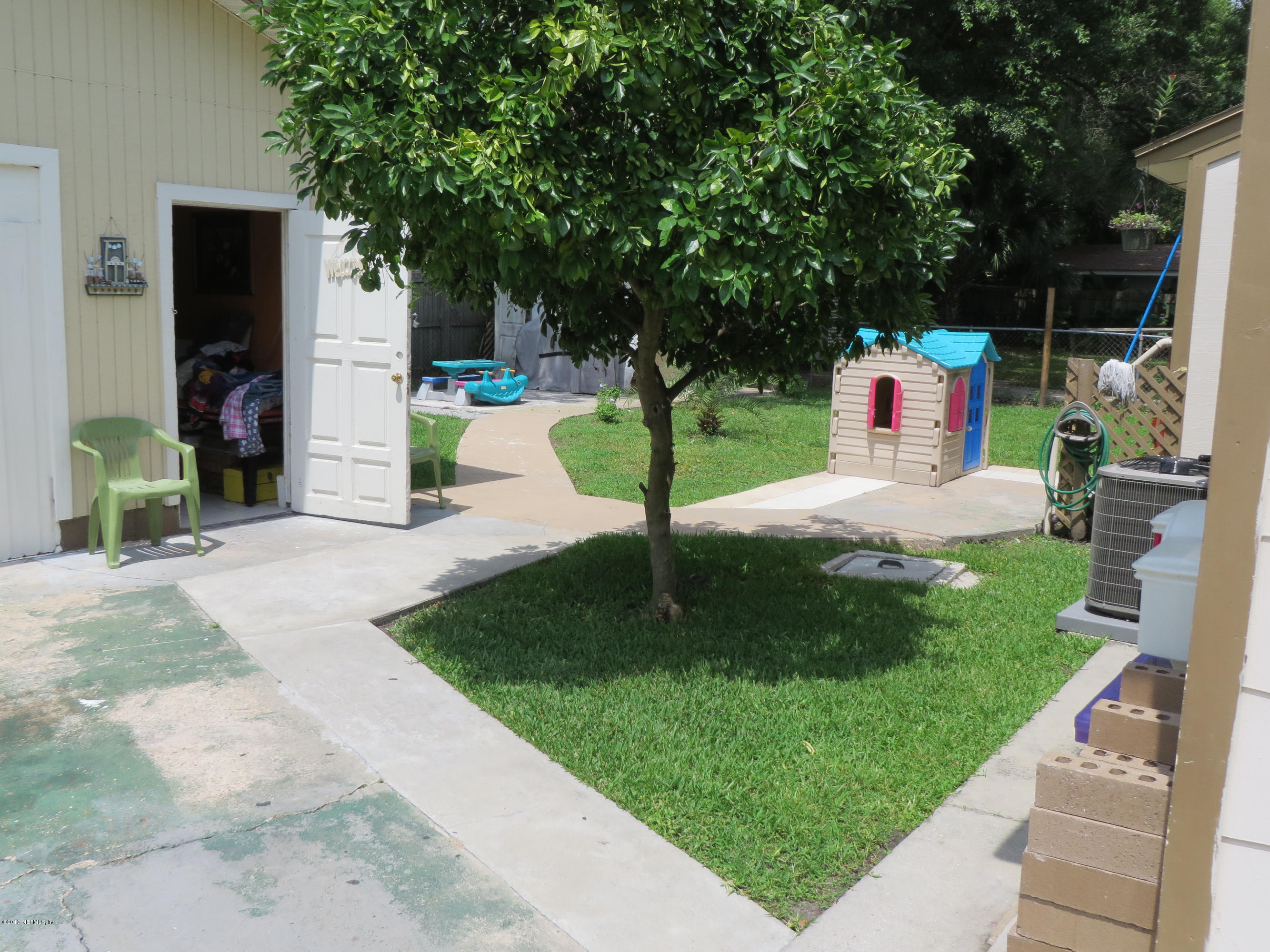 3355 Sheridan Road Jacksonville, FL 32207 - Photo 8 of 12 IMG_0143