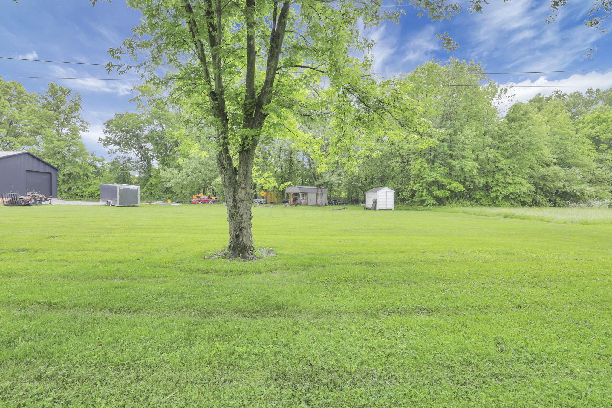 118 Holder Road Baltimore, OH 43105 - Photo 27 of 30 REAR