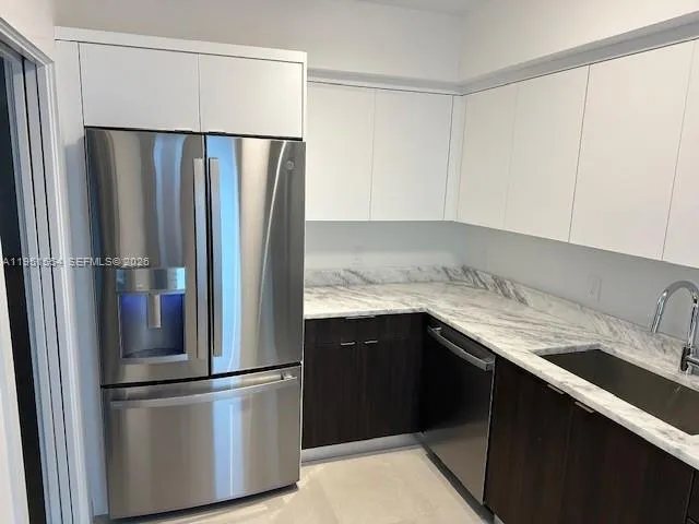 $2,250 | 738 Biltmore Way, Unit 6, Coral Gables, FL 33134