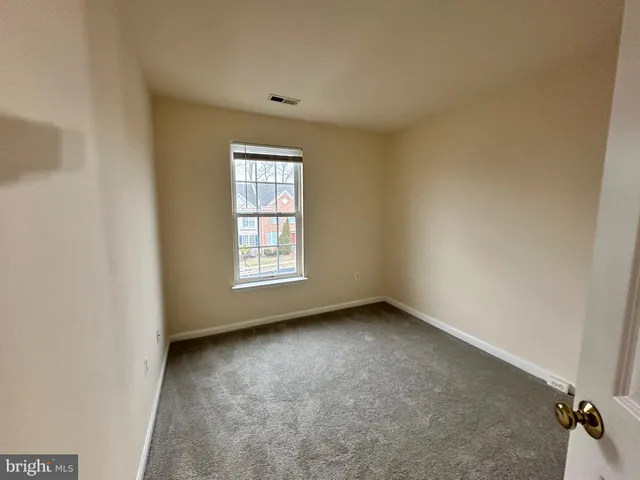 $2,300 | 105 Galway Lane, Stafford, VA 22554