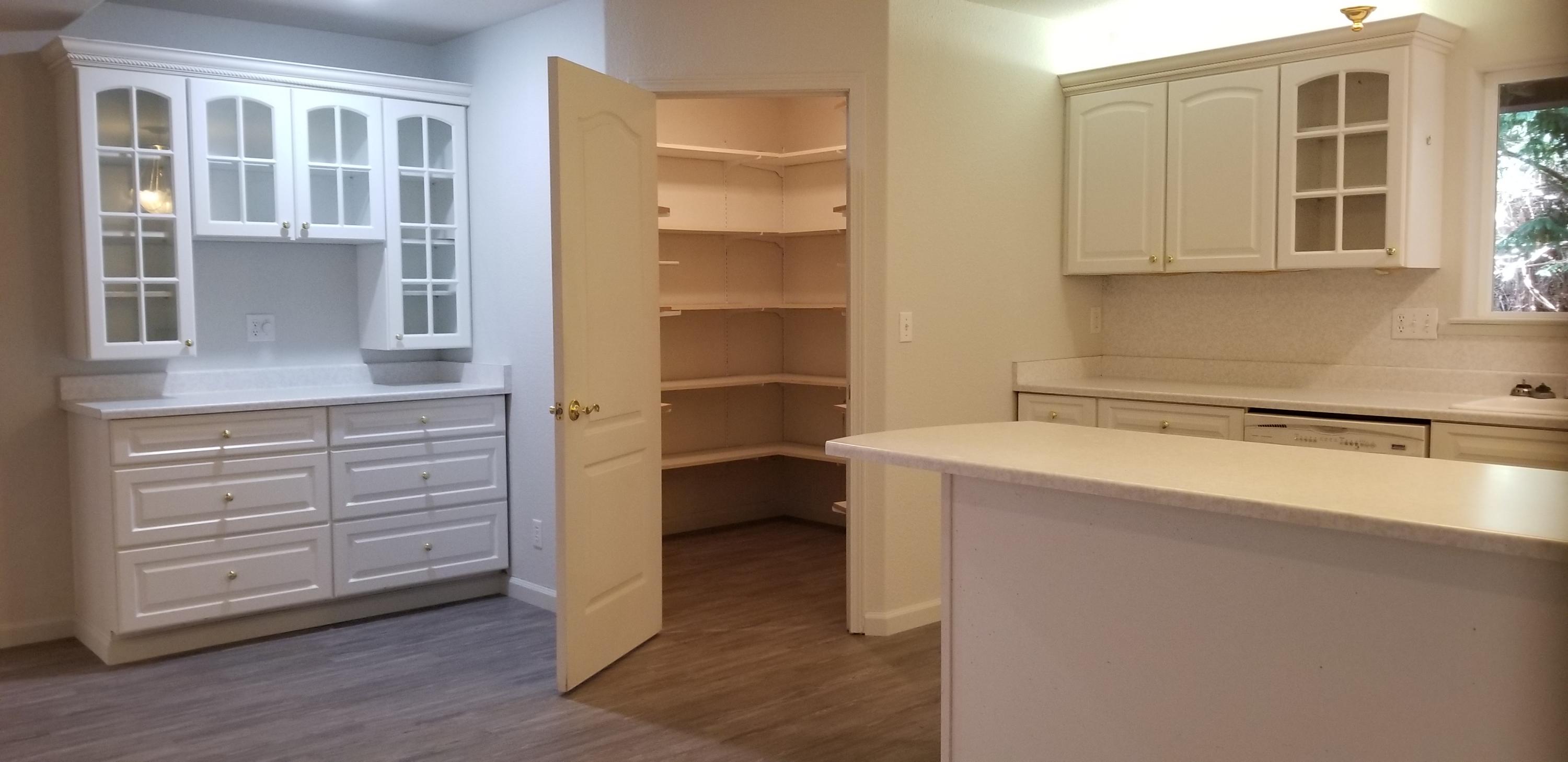 2418 Golf Course Road Bayside, CA 95524 - Photo 11 of 30 Kitchen & pantry