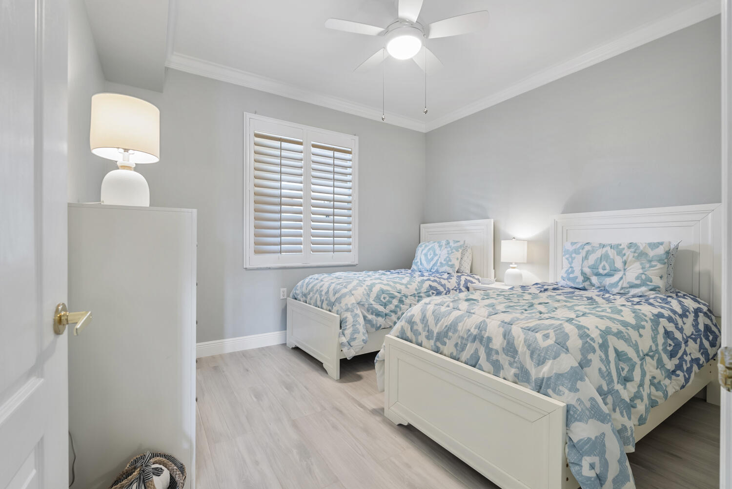 3780 Sawgrass Way, Unit 3325 Naples, FL 34112 - Photo 22 of 49 a bedroom with double bed and a window