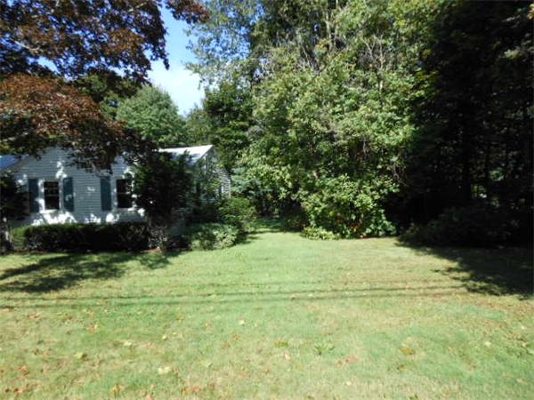 9 Lyndon Road Sharon, MA 02067 - Photo 2 of 16