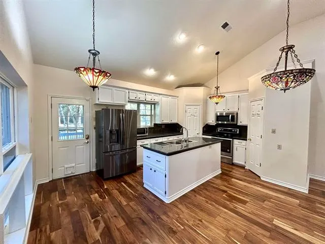 $365,000 | 19078 Highway 326, Sour Lake, TX 77659