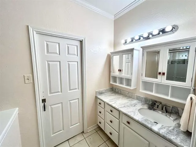 $365,000 | 19078 Highway 326, Sour Lake, TX 77659