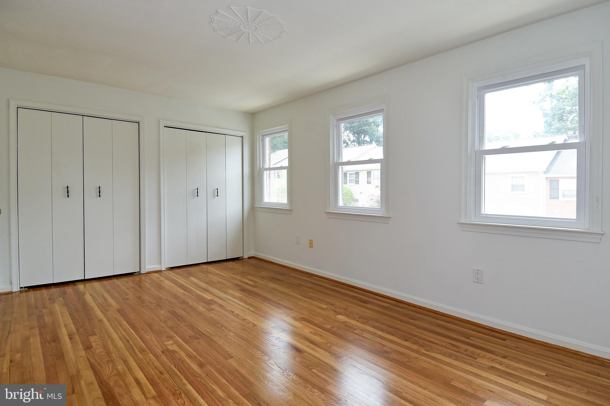 2113 Bucknell Terrace, Unit 50 Silver Spring, MD 20902 - Photo 18 of 37 Owner's Suite