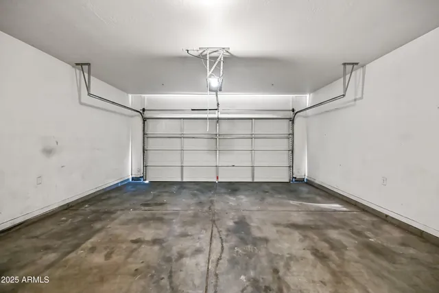 a view of a garage